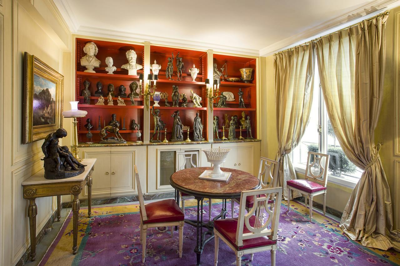 Saint Honore Paris Exterior photo