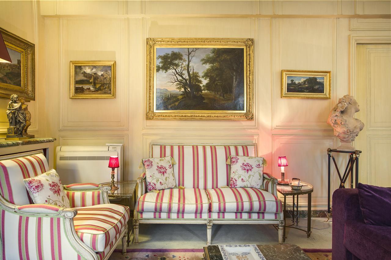 Saint Honore Paris Exterior photo